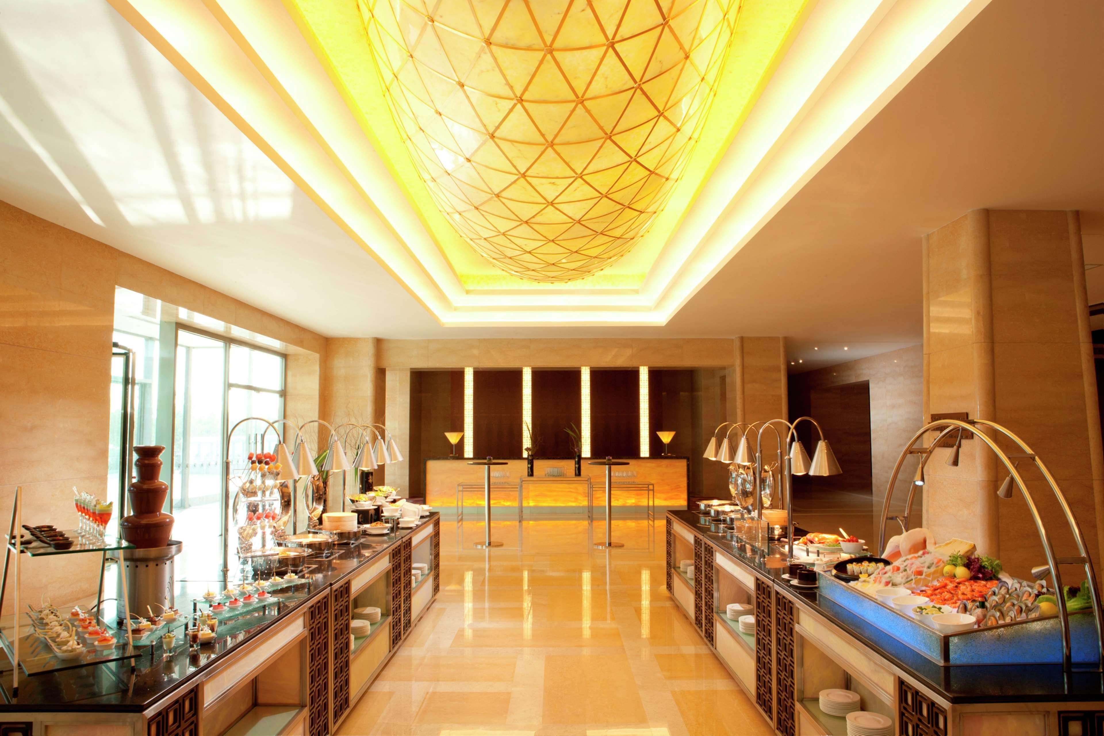 Hilton Beijing Capital Airport Hotel Sunji Kültér fotó