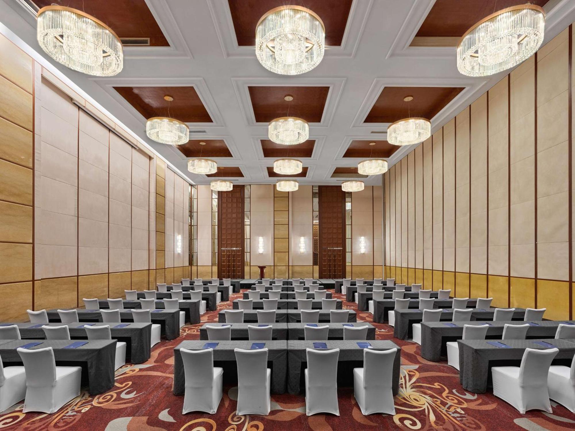 Hilton Beijing Capital Airport Hotel Sunji Kültér fotó