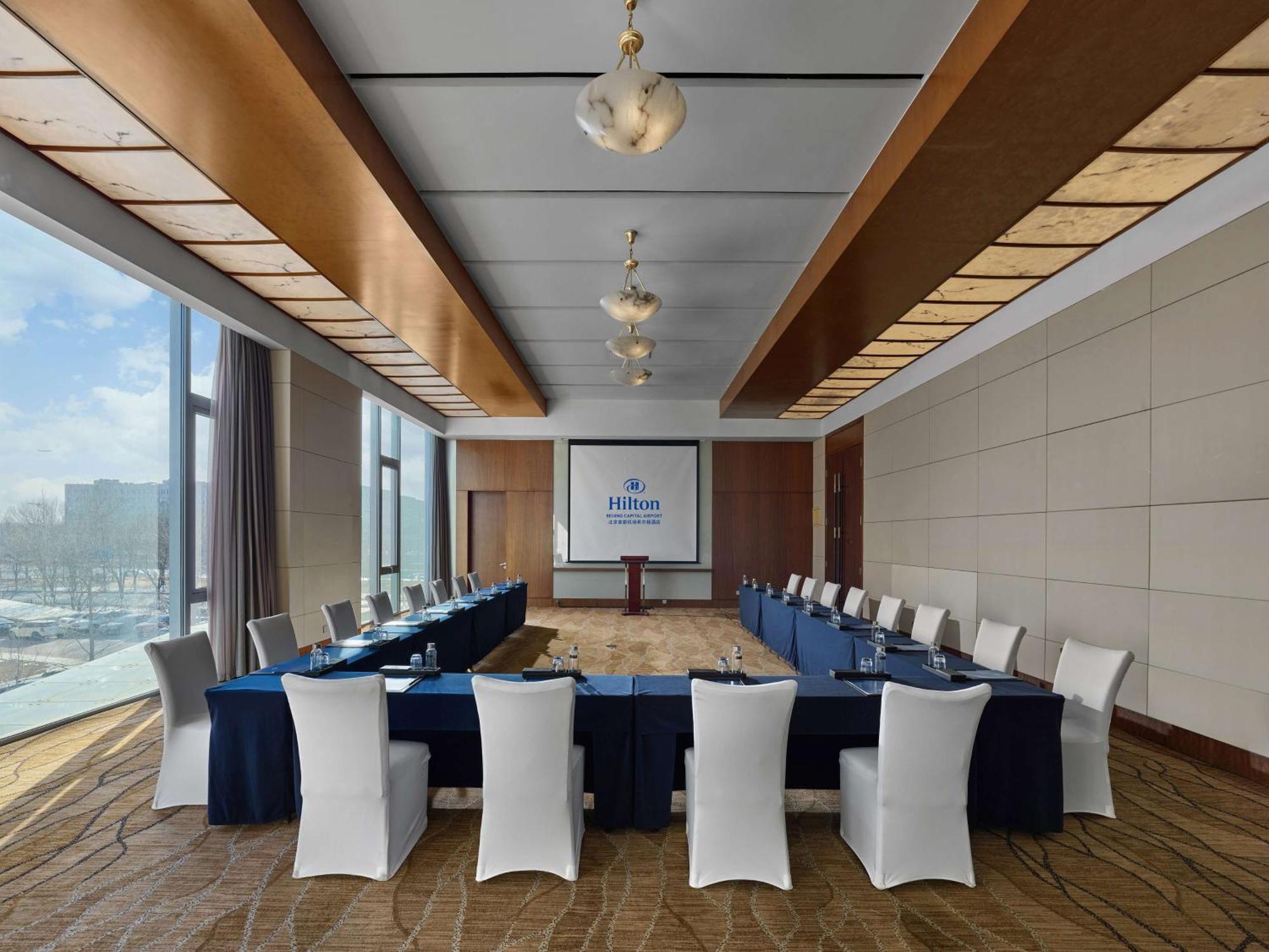 Hilton Beijing Capital Airport Hotel Sunji Kültér fotó