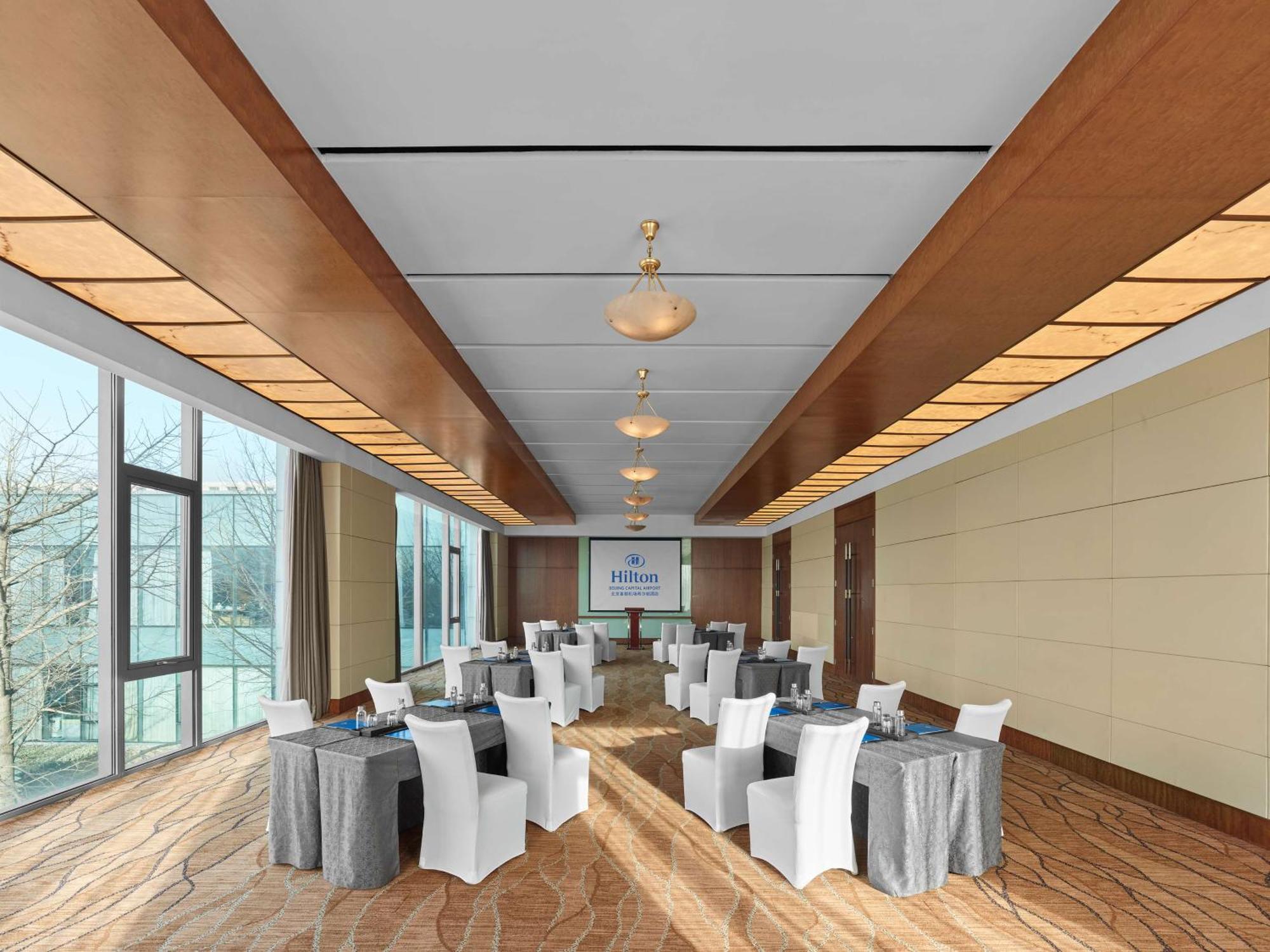 Hilton Beijing Capital Airport Hotel Sunji Kültér fotó